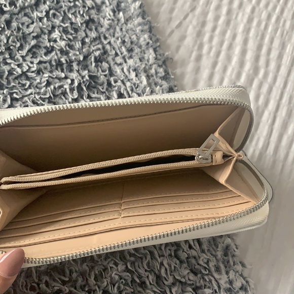 Guess wallet - Picture 4 of 4